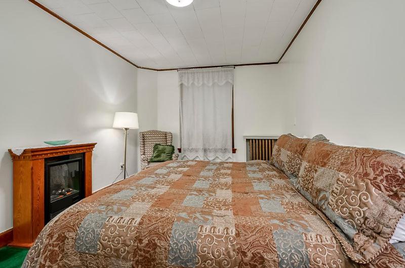 Ryan Hotel Уолъс Екстериор снимка