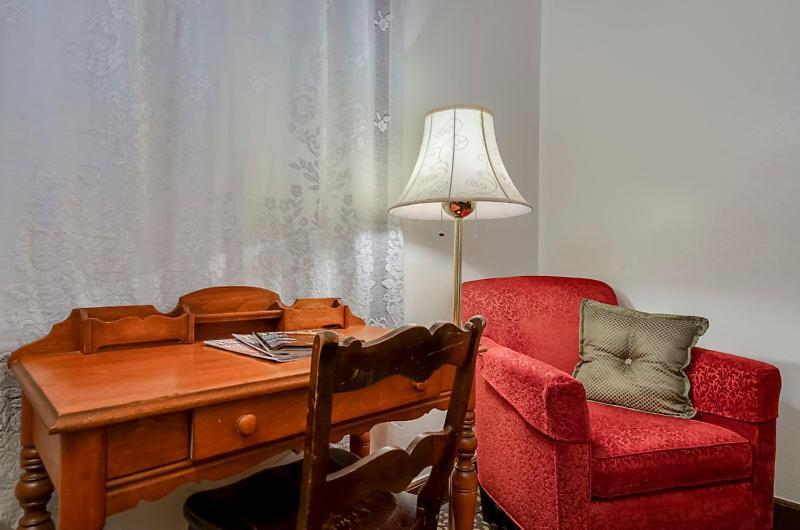 Ryan Hotel Уолъс Екстериор снимка
